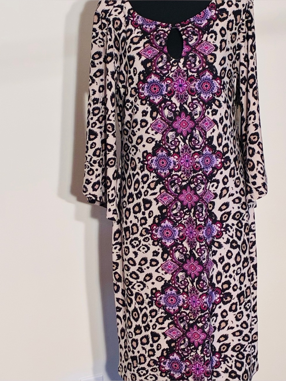 Dana Buchanan sheath leopard print dress with flared sleeves. Size small